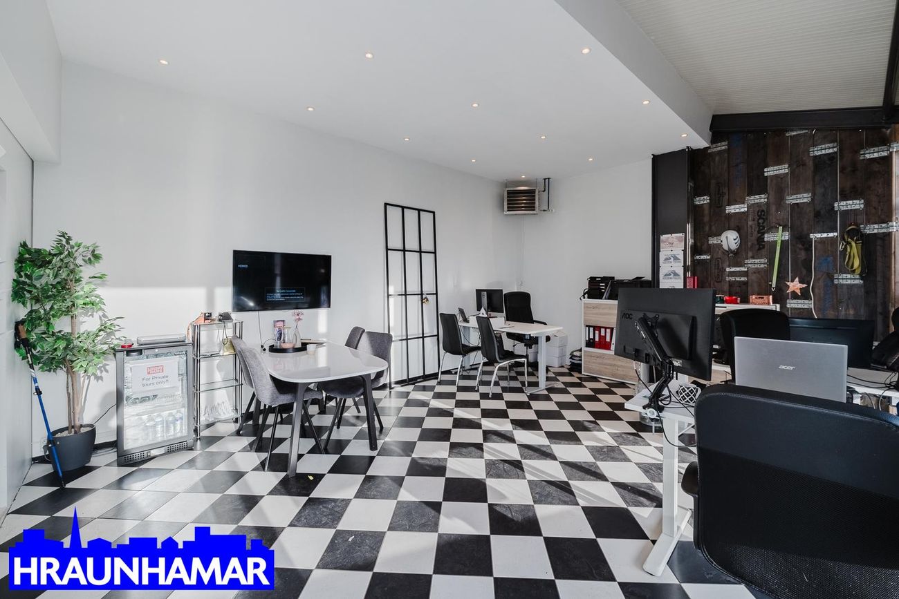 Breiðhella 12 - 0102, 221 Hafnarfjörður