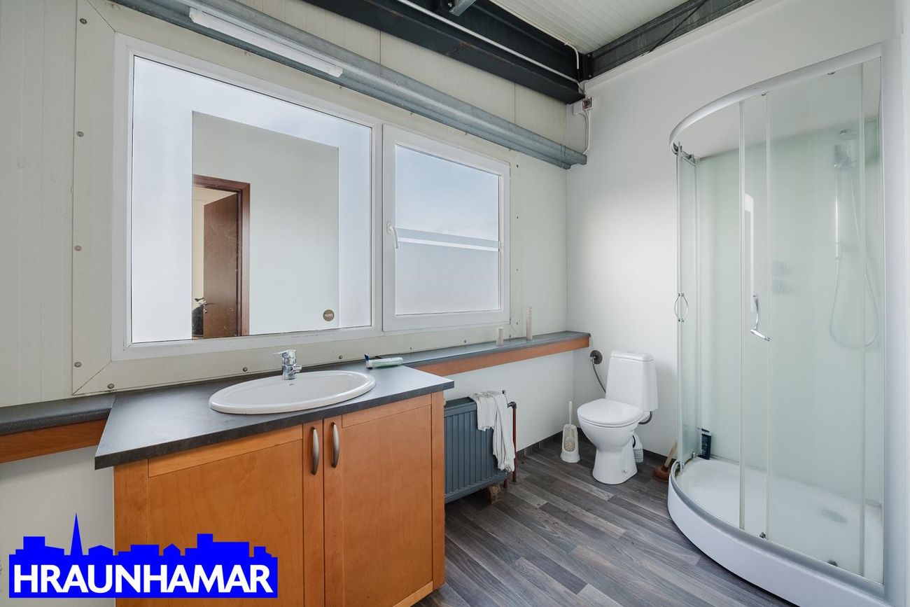 Breiðhella 12 - 0102, 221 Hafnarfjörður