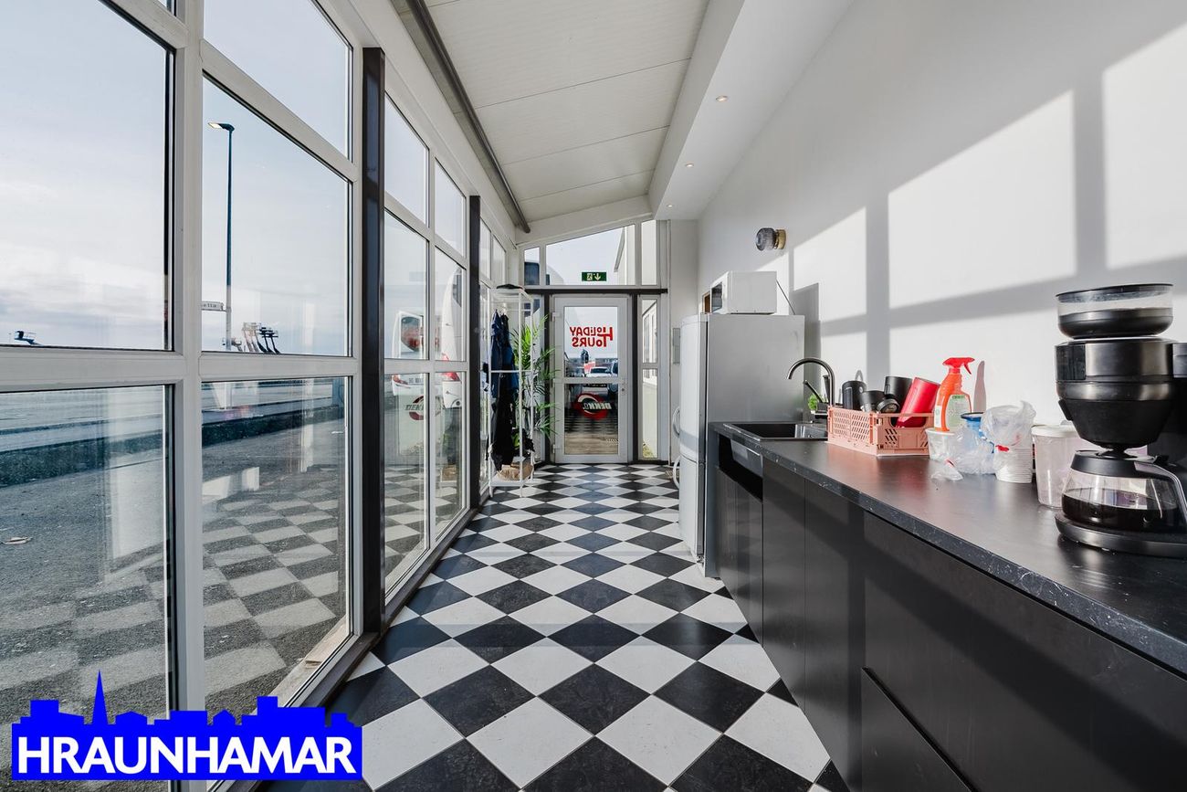 Breiðhella 12 - 0102, 221 Hafnarfjörður