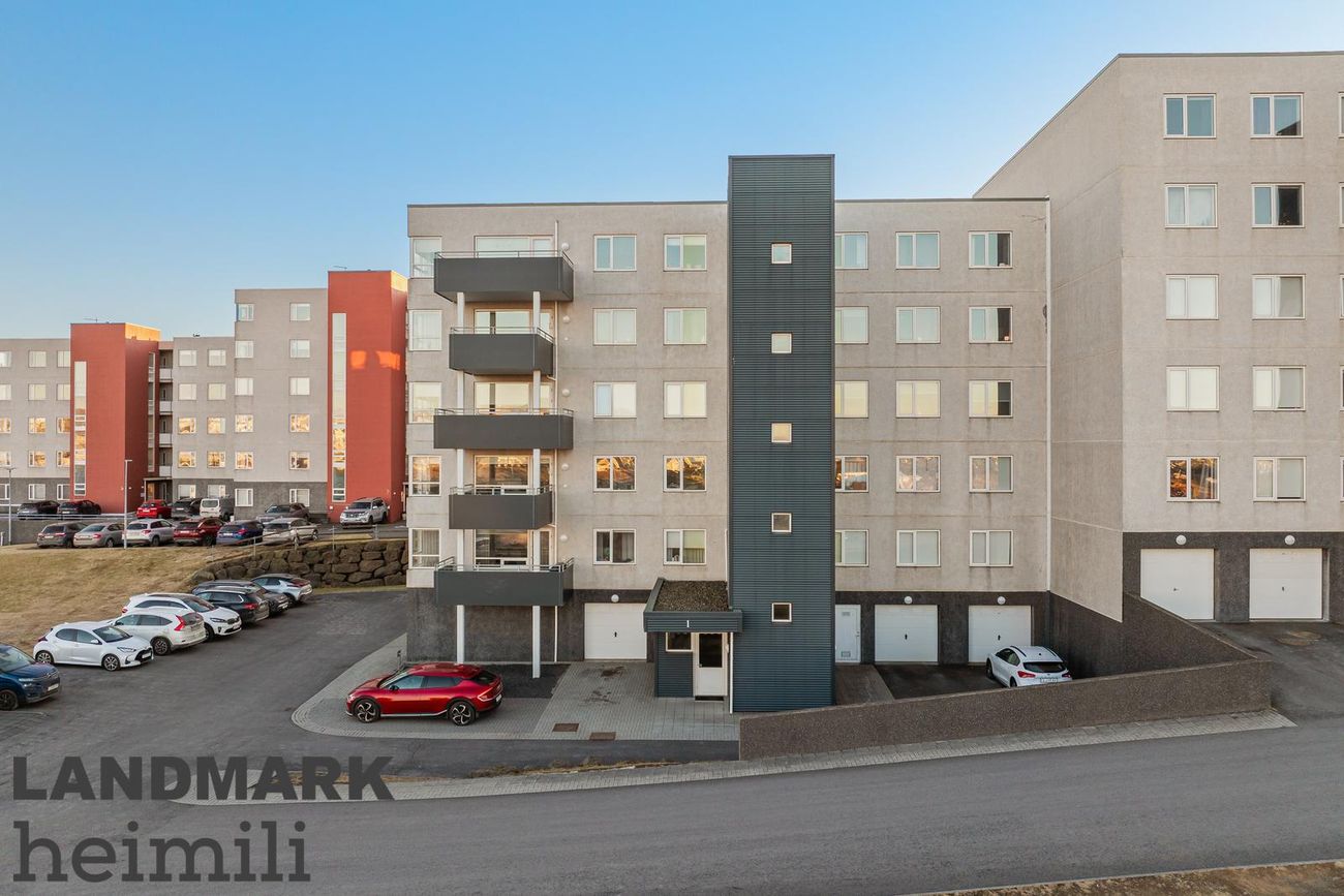 Ásakór 1, 203 Kópavogur