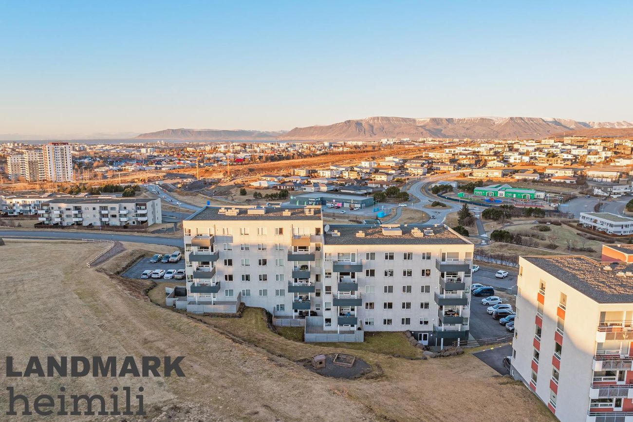 Ásakór 1, 203 Kópavogur