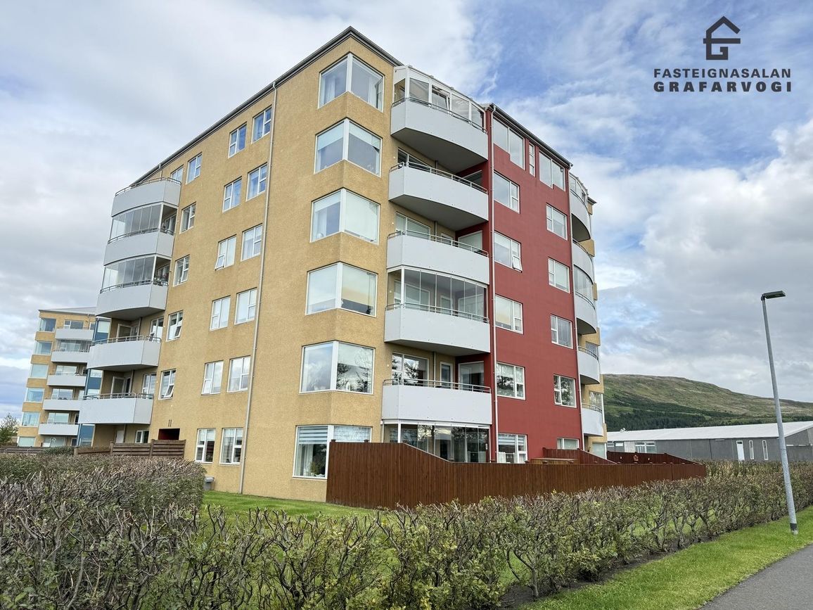 Barðastaðir 11 - 0504, 112 Reykjavík