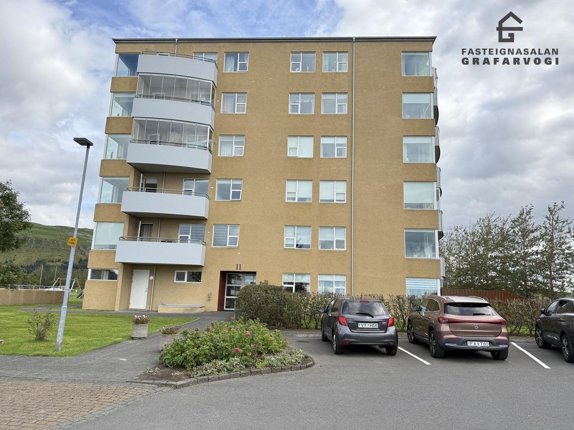 Barðastaðir 11 - 0504, 112 Reykjavík