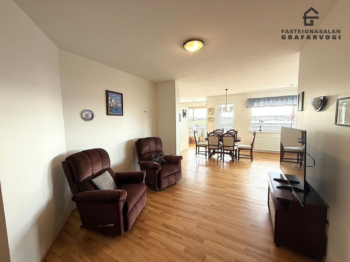 Barðastaðir 11 - 0504, 112 Reykjavík