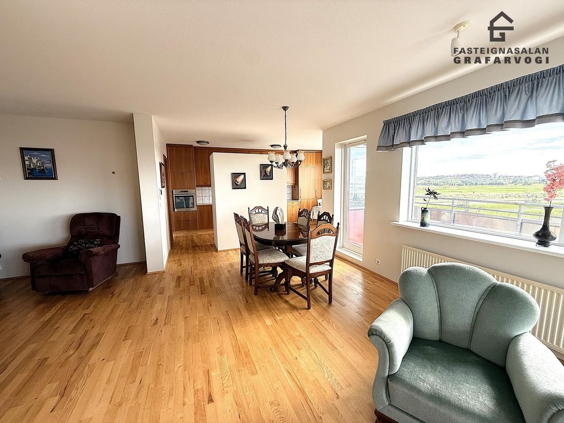 Barðastaðir 11 - 0504, 112 Reykjavík