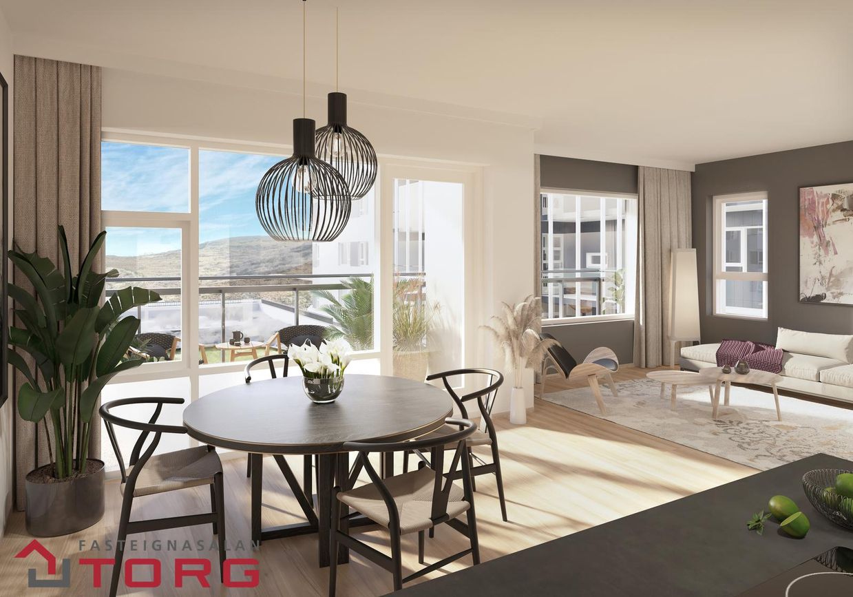 Áshamar 2 - 0404, 221 Hafnarfjörður