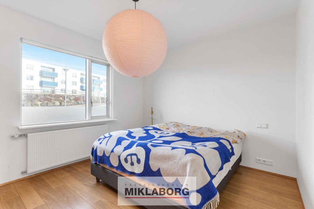 Hallakur 4b, 210 Garðabær
