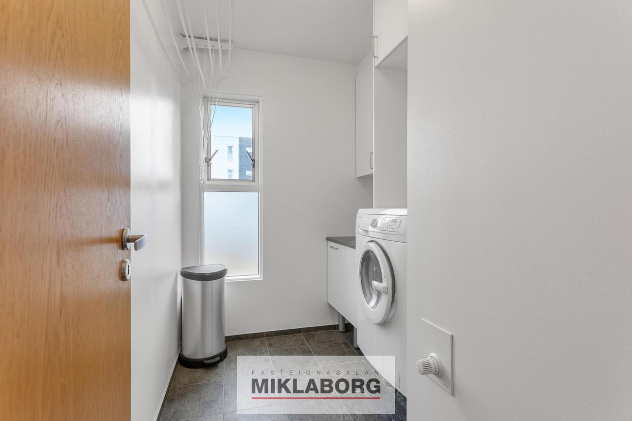 Hallakur 4b, 210 Garðabær