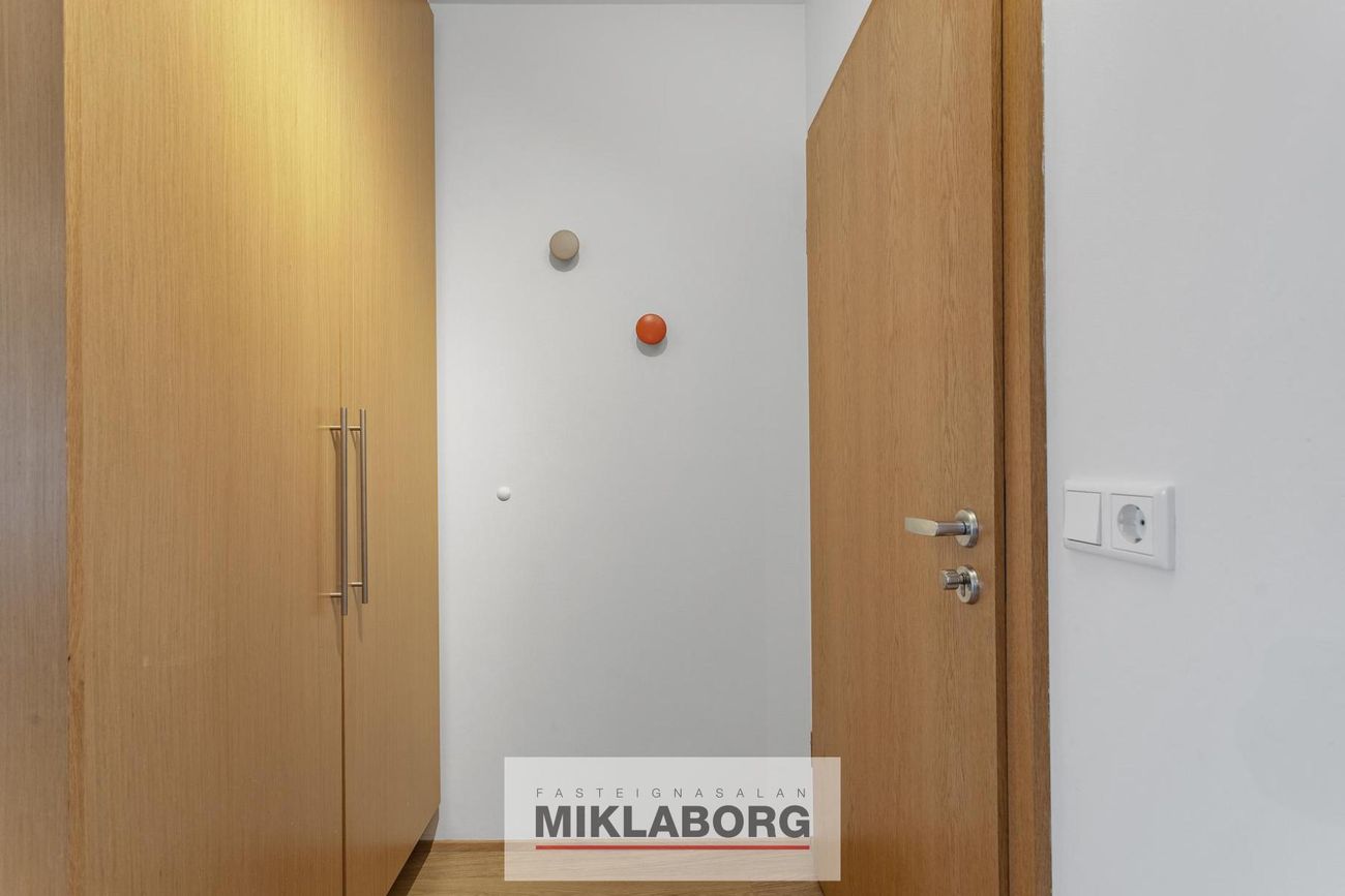 Hallakur 4b, 210 Garðabær