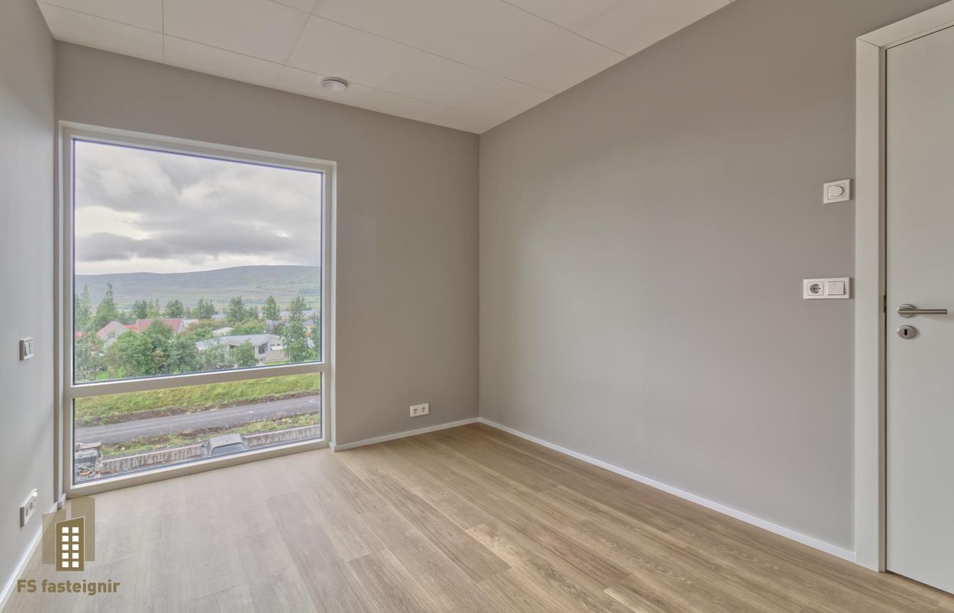 Lækjarmói 8, 603 Akureyri