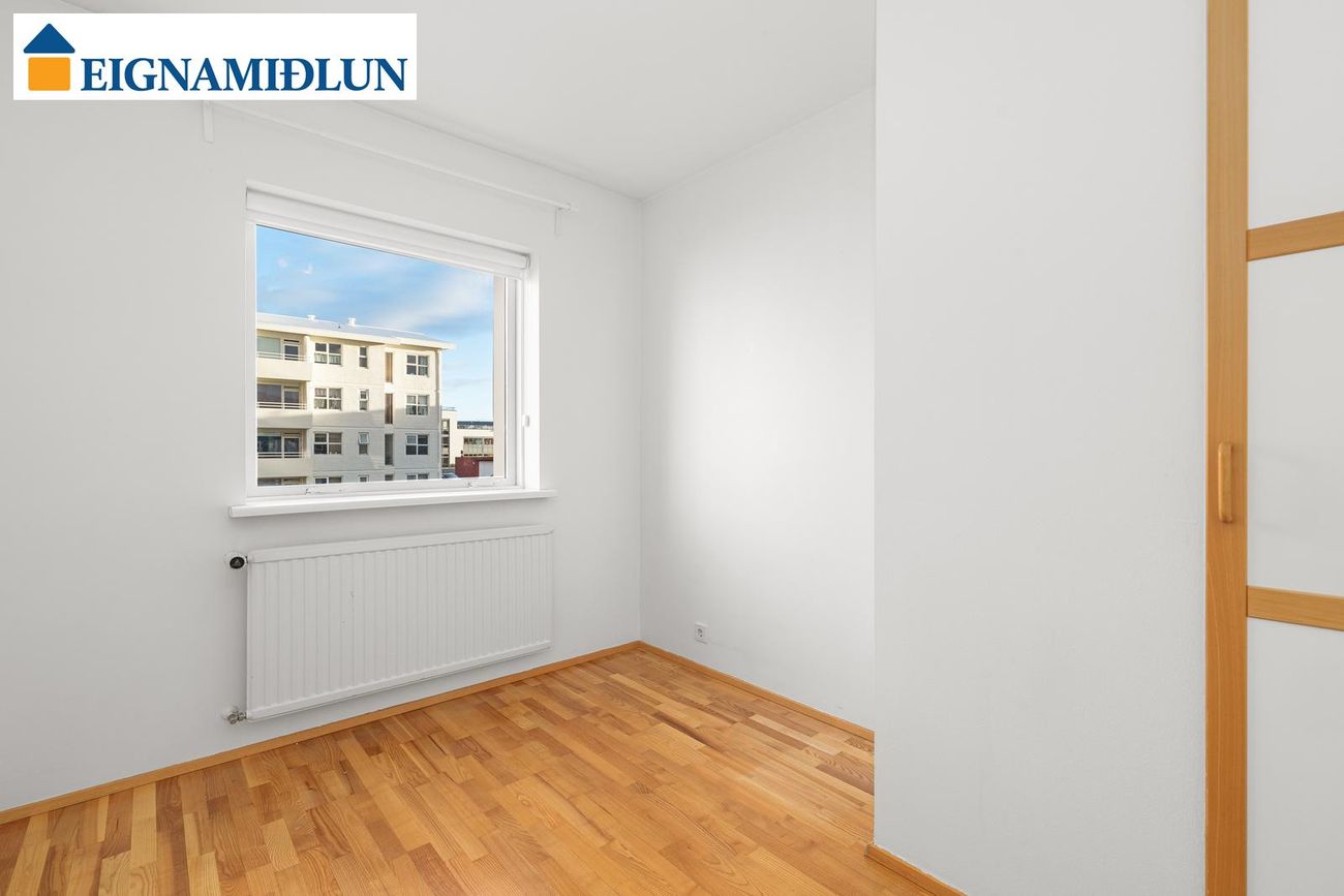 Bárugrandi 11 - 0302, 107 Reykjavík