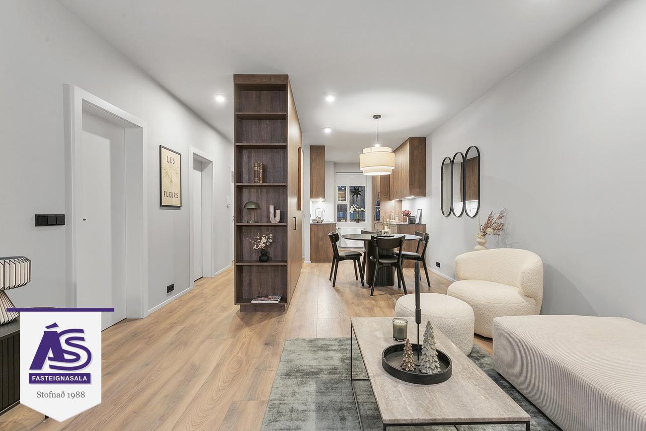 Áshamar 42 - 0102, 221 Hafnarfjörður