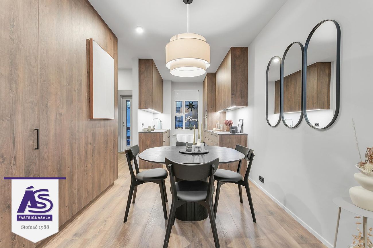 Áshamar 42 - 0102, 221 Hafnarfjörður