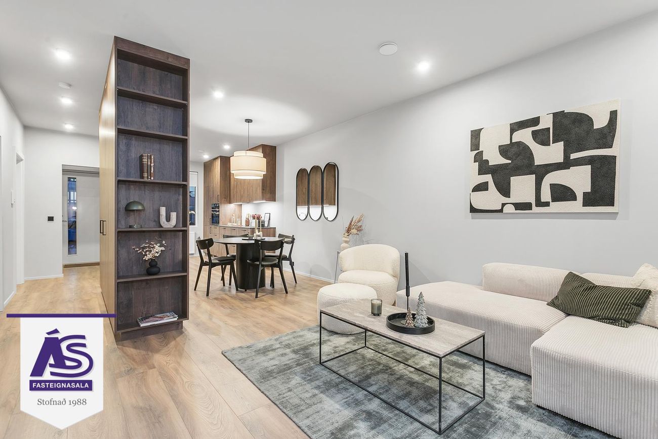 Áshamar 42 - 0102, 221 Hafnarfjörður