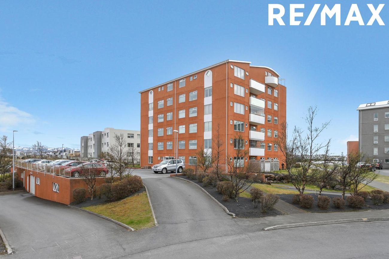 Kórsalir 1, 201 Kópavogur