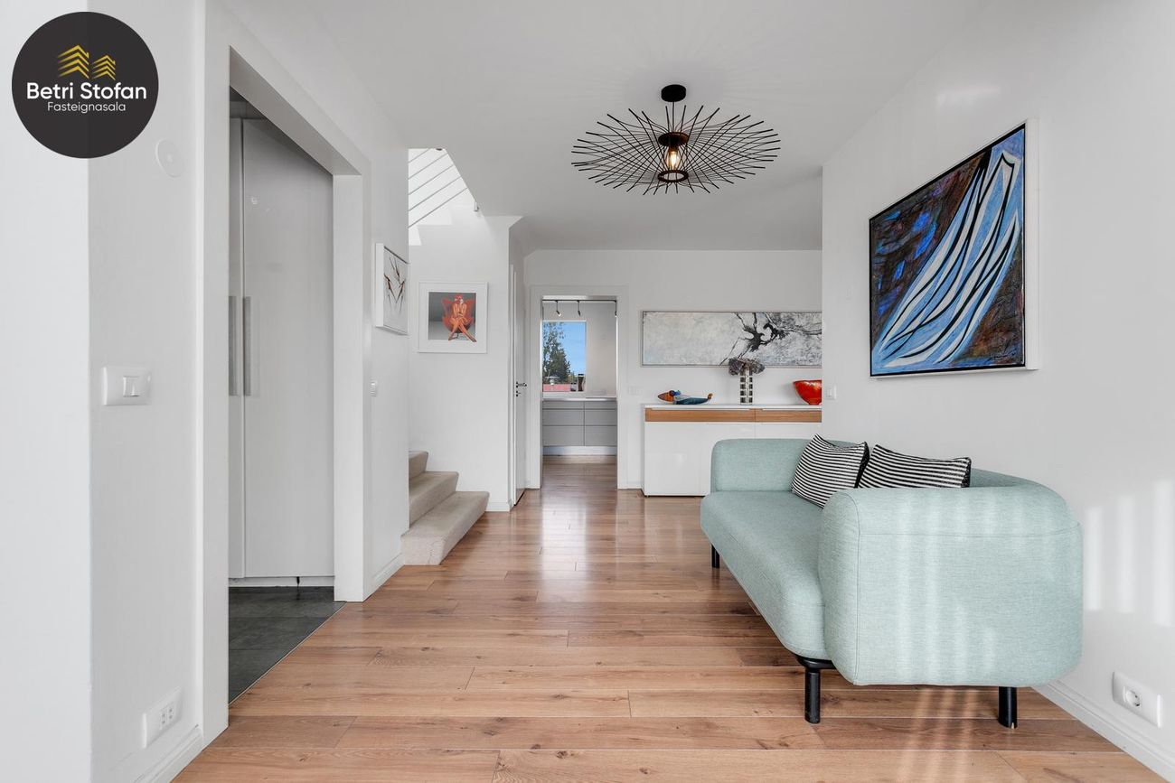 Hamrahlíð 37, 105 Reykjavík