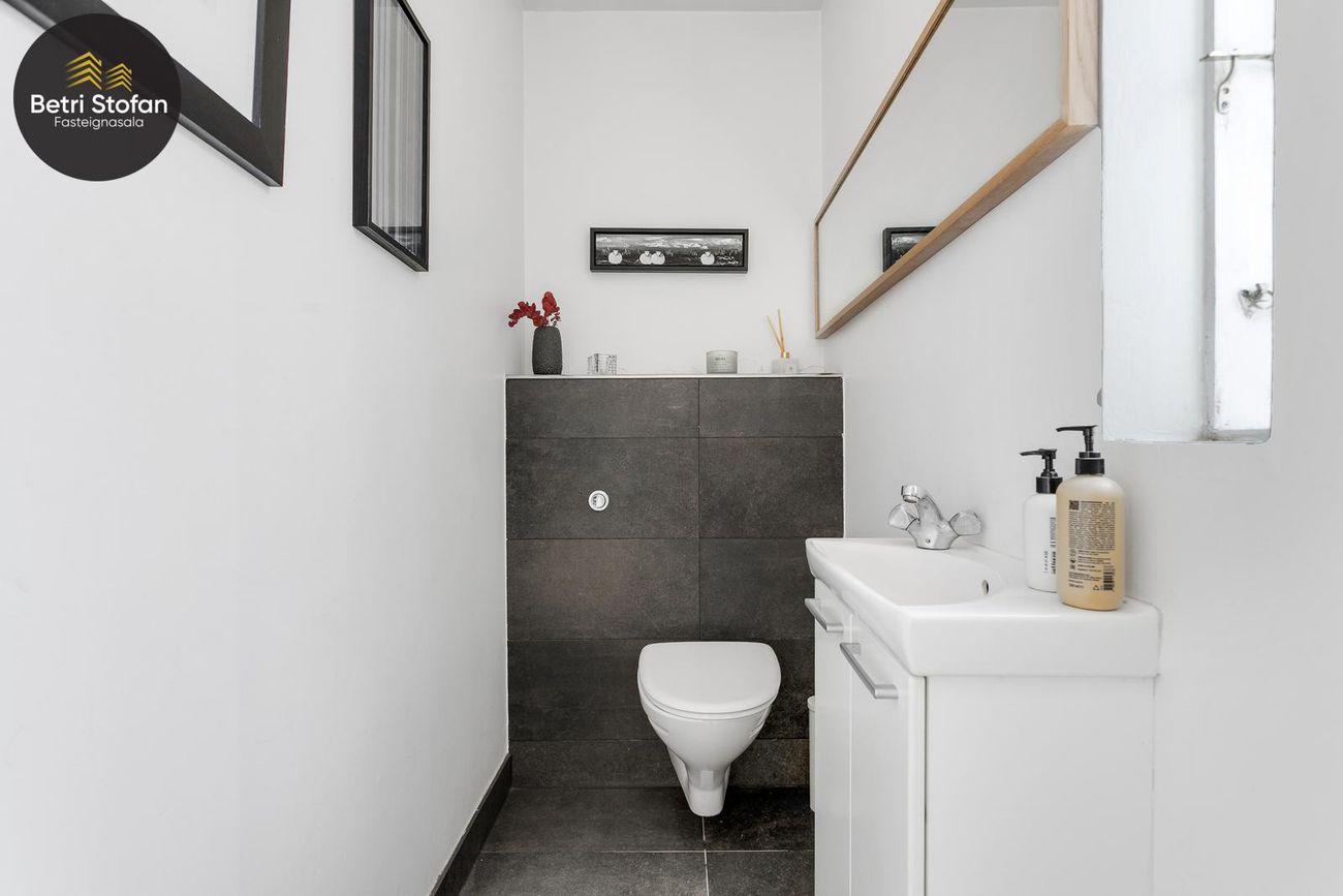 Hamrahlíð 37, 105 Reykjavík