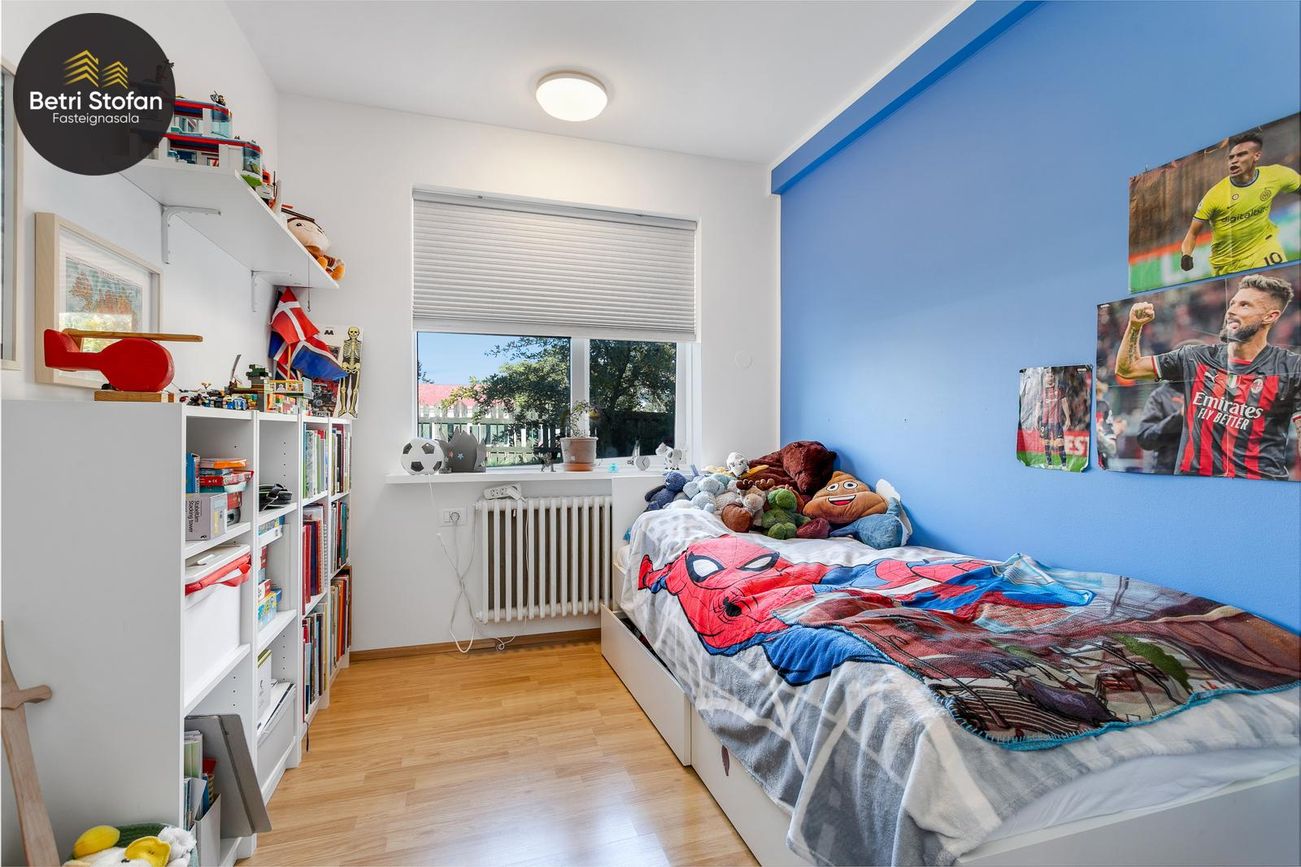 Hamrahlíð 37, 105 Reykjavík