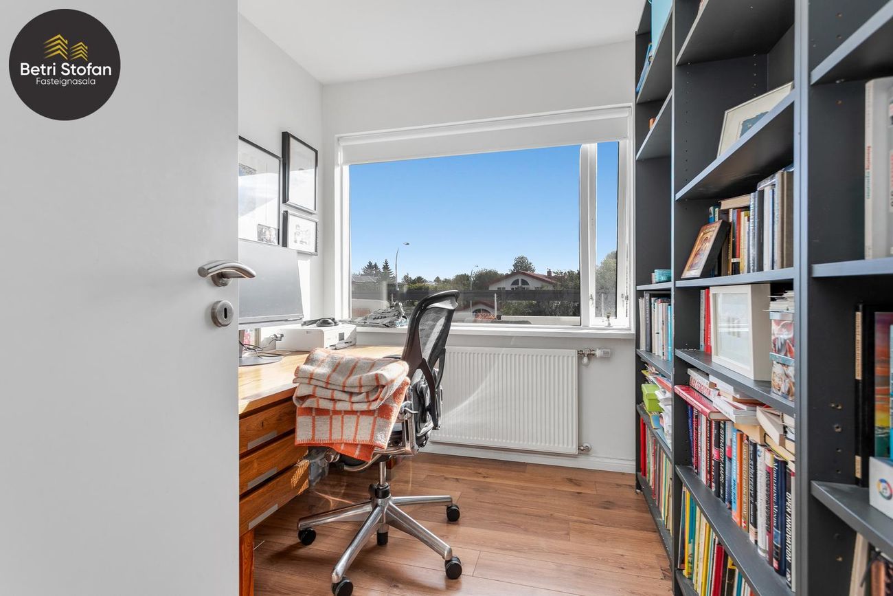 Hamrahlíð 37, 105 Reykjavík