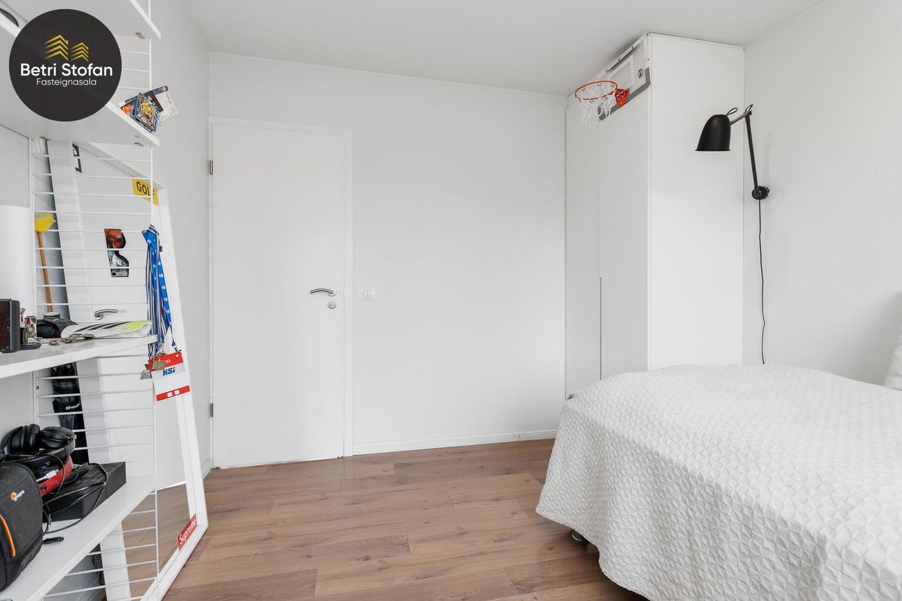 Hamrahlíð 37, 105 Reykjavík