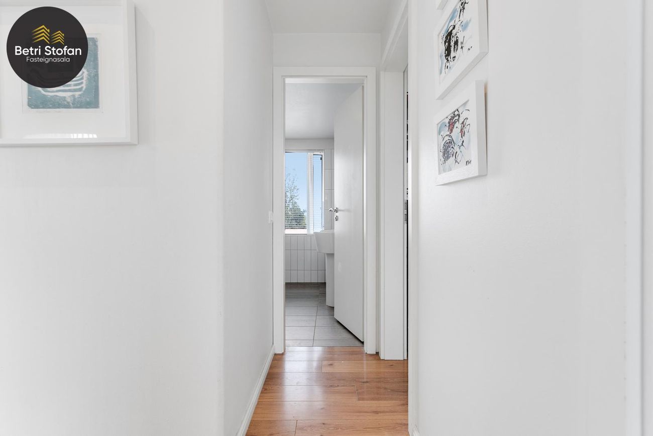 Hamrahlíð 37, 105 Reykjavík