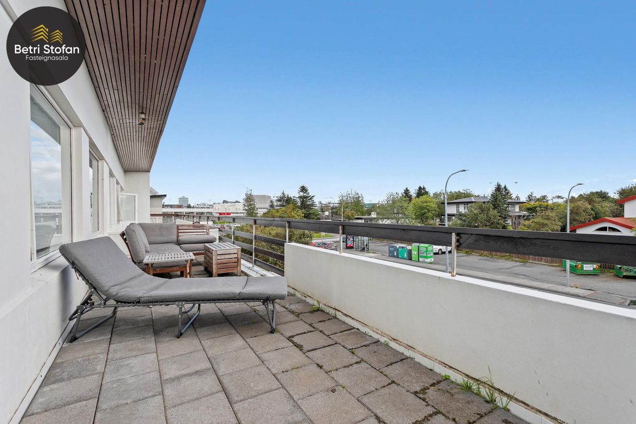 Hamrahlíð 37, 105 Reykjavík