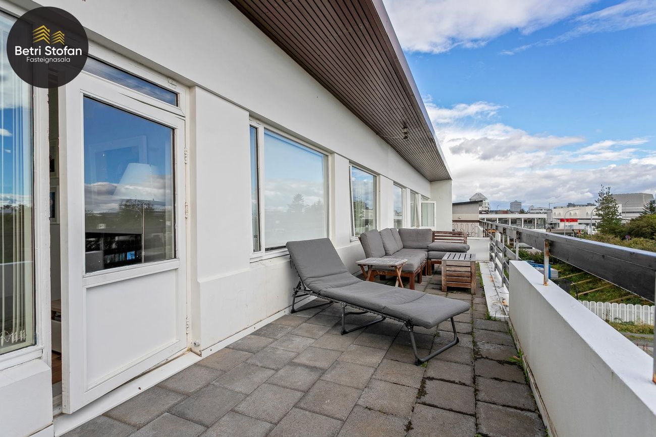 Hamrahlíð 37, 105 Reykjavík
