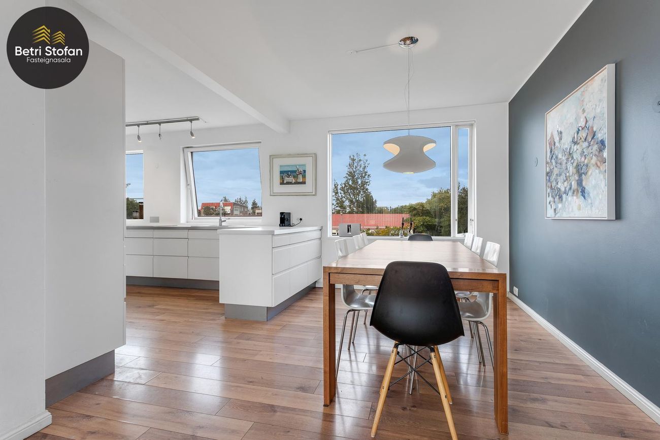 Hamrahlíð 37, 105 Reykjavík