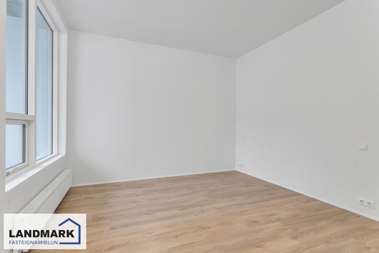 Brautarholt 4A, 105 Reykjavík