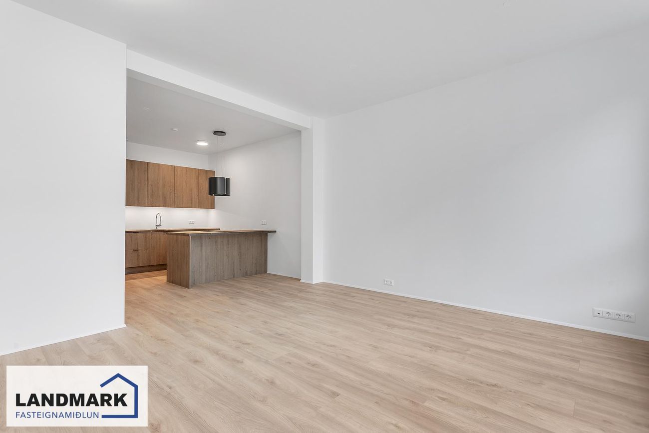 Brautarholt 4A, 105 Reykjavík