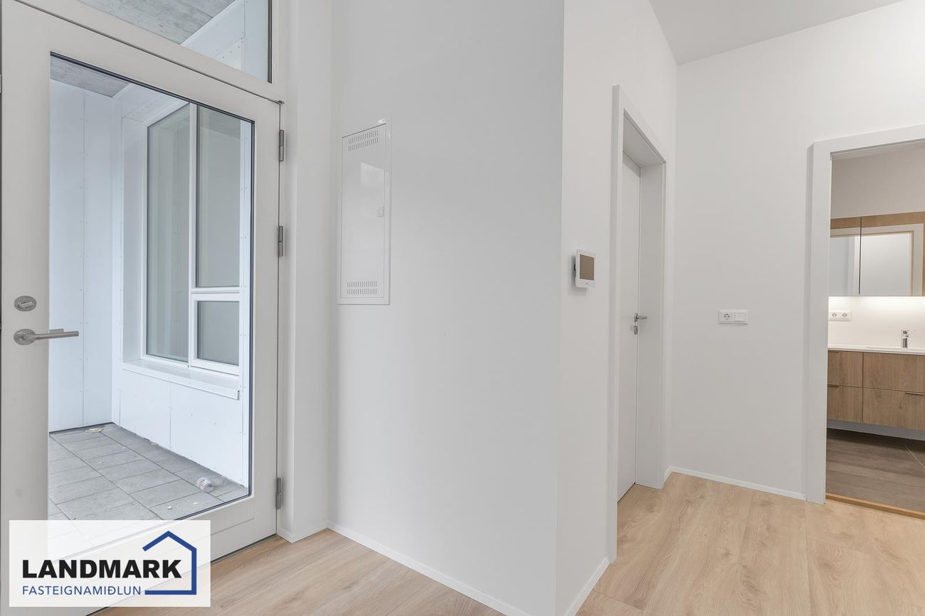 Brautarholt 4A, 105 Reykjavík