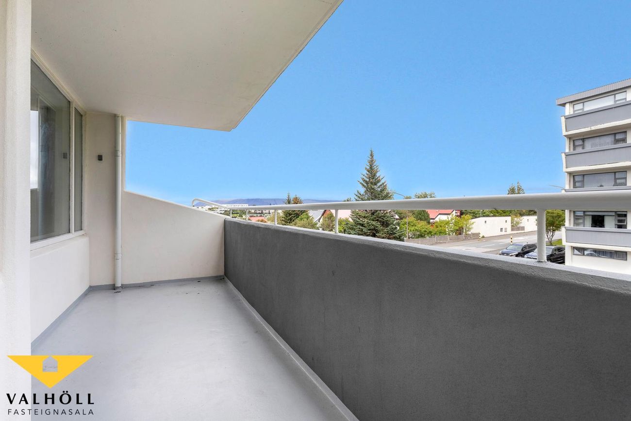 Ástún 10, 200 Kópavogur