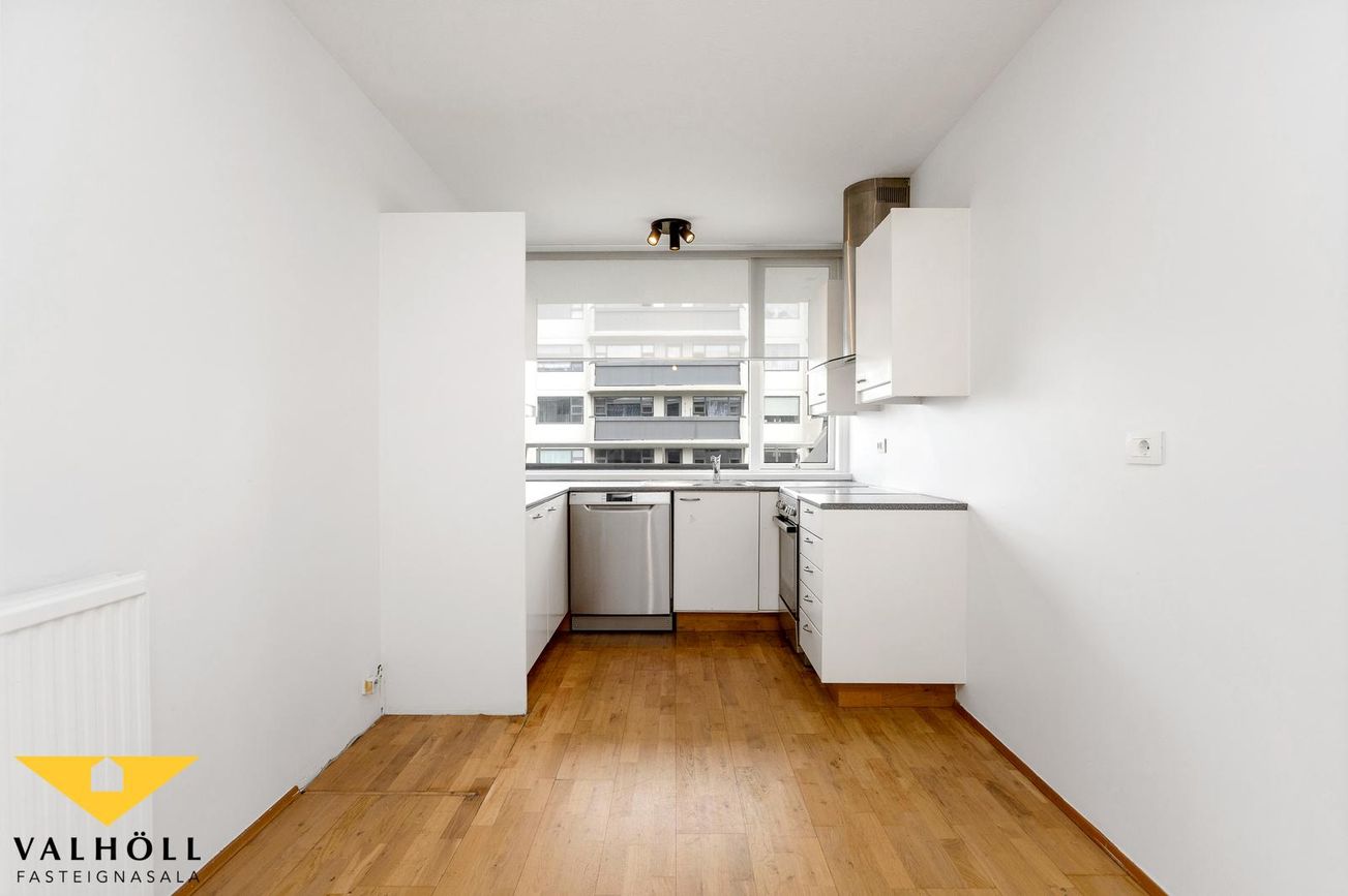 Ástún 10, 200 Kópavogur