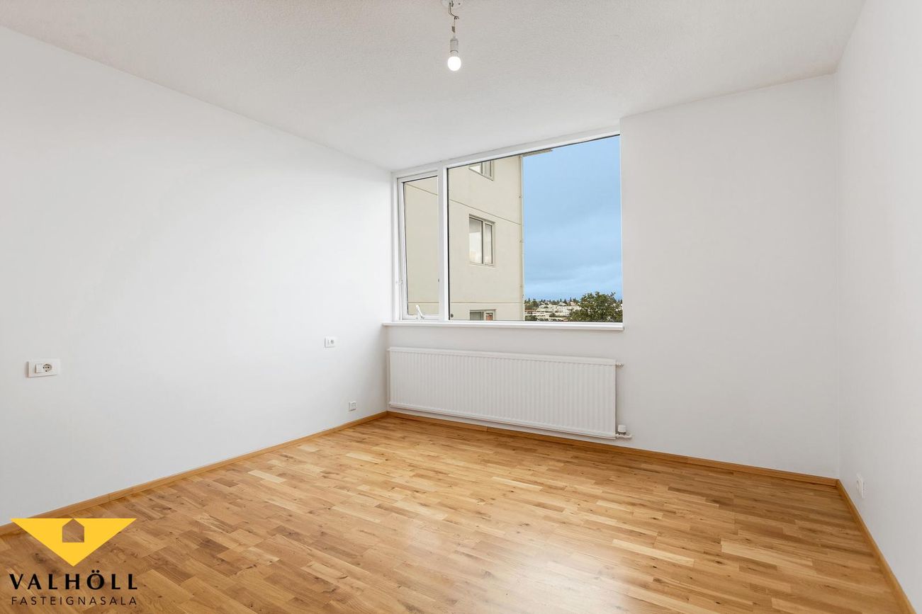 Ástún 10, 200 Kópavogur