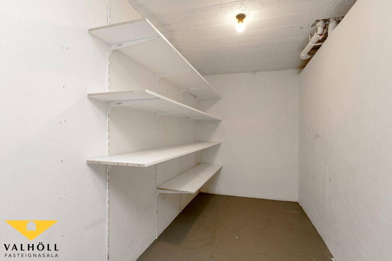 Ástún 10, 200 Kópavogur