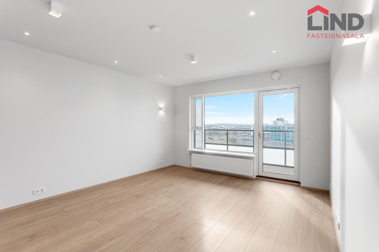 Fálkahlíð 5 - 0420, 102 Reykjavík