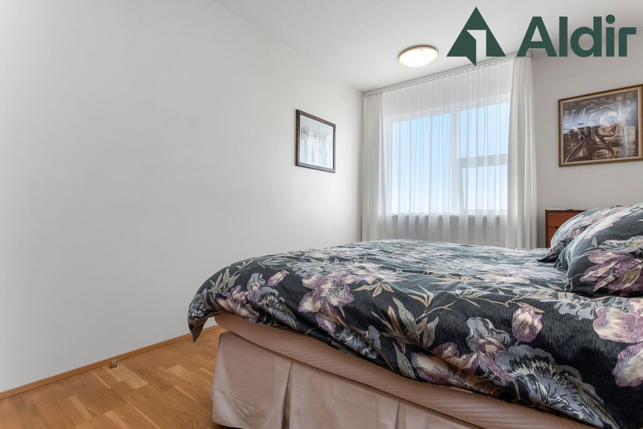 Barðastaðir 7, 112 Reykjavík