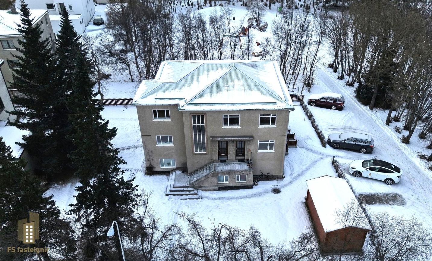 Þórunnarstræti 103, 600 Akureyri