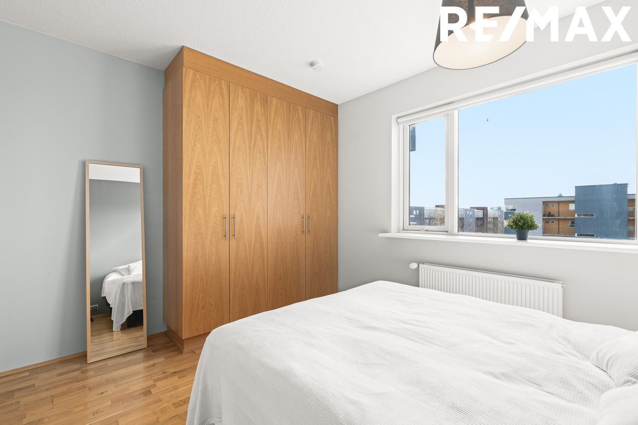 Þórðarsveigur 30, 113 Reykjavík