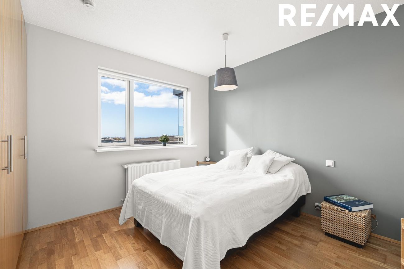 Þórðarsveigur 30, 113 Reykjavík