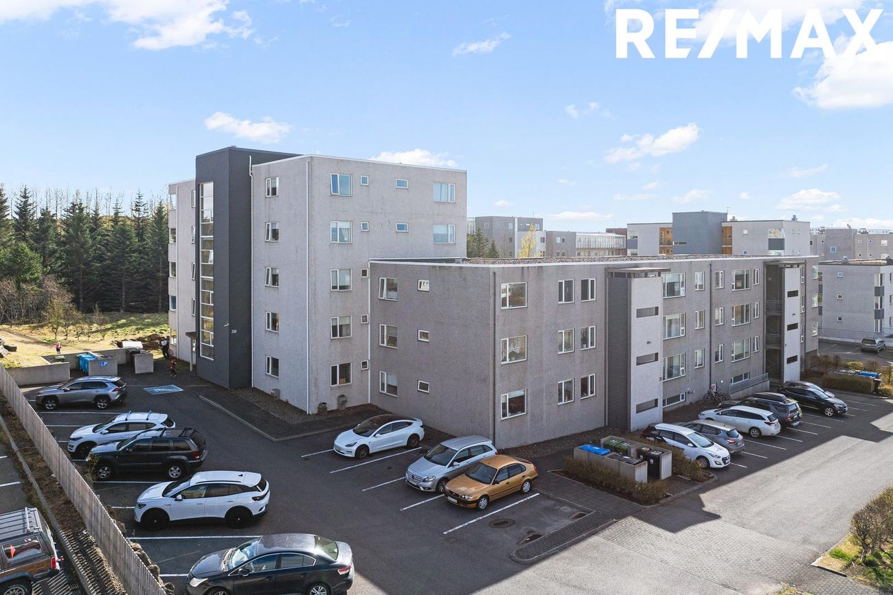 Þórðarsveigur 30, 113 Reykjavík