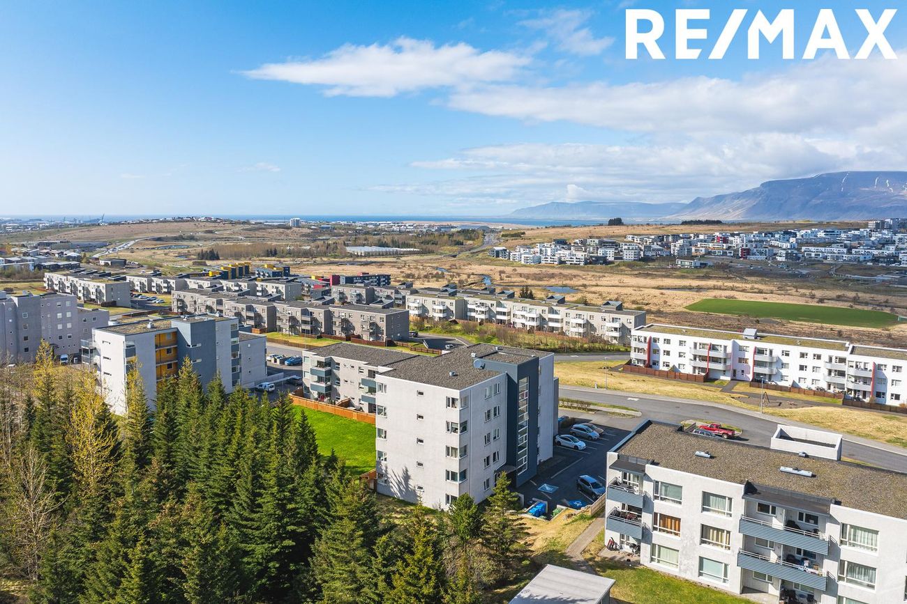 Þórðarsveigur 30, 113 Reykjavík