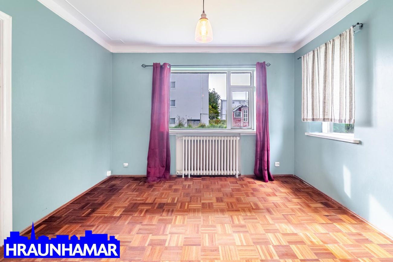 Rauðalækur 69, 105 Reykjavík