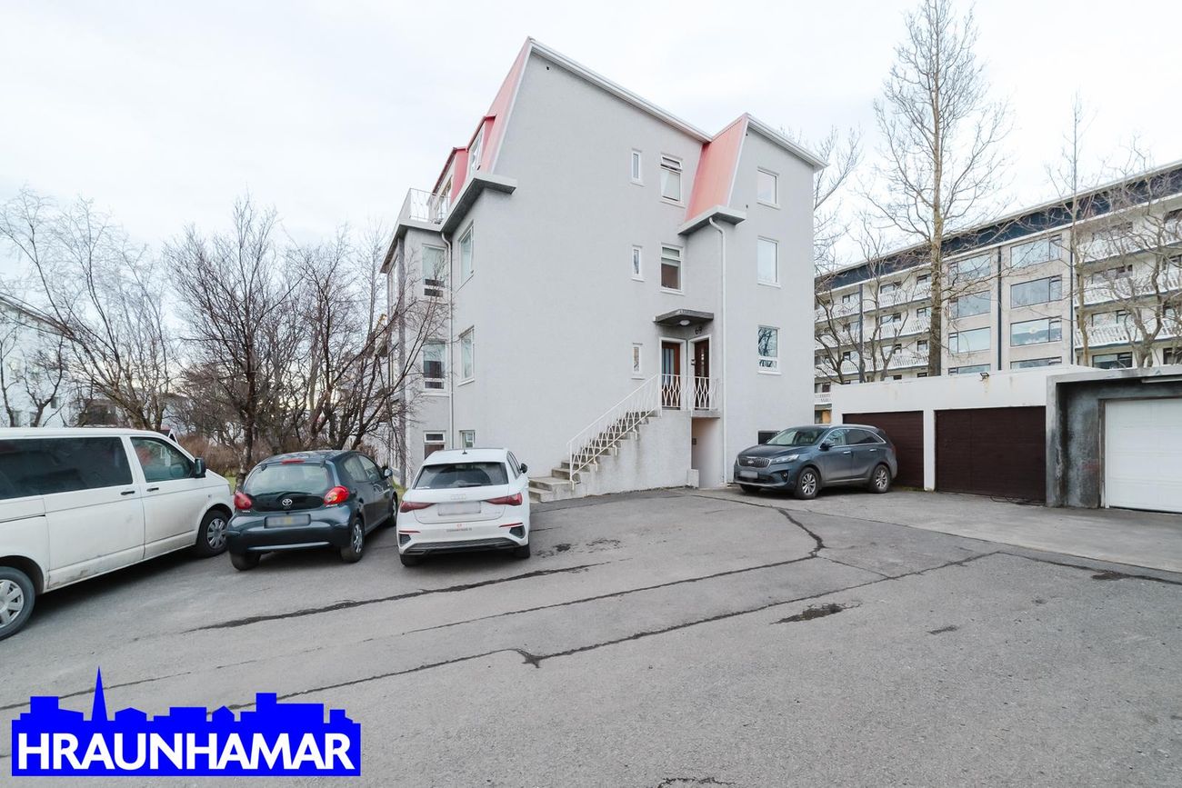 Rauðalækur 69, 105 Reykjavík