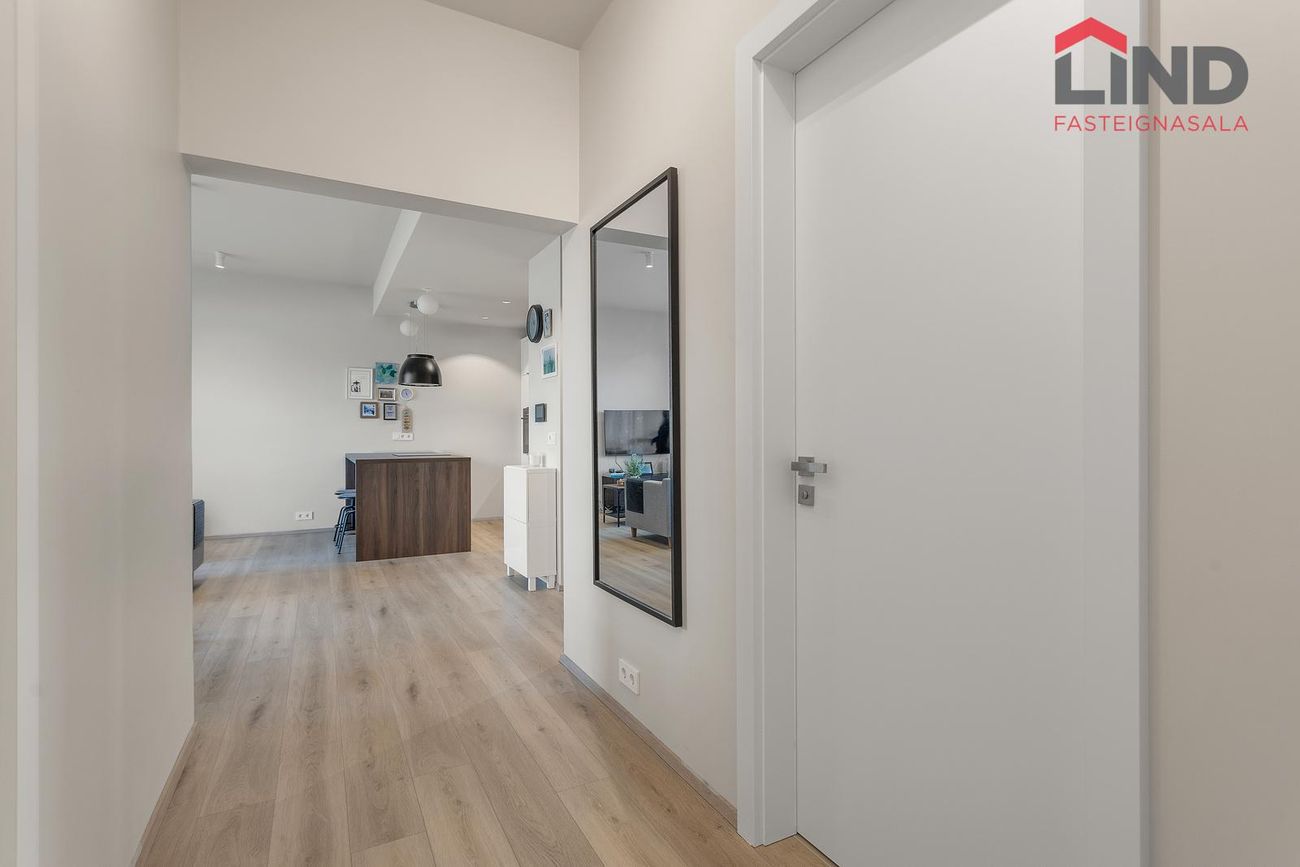 Grensásvegur 1D, 108 Reykjavík