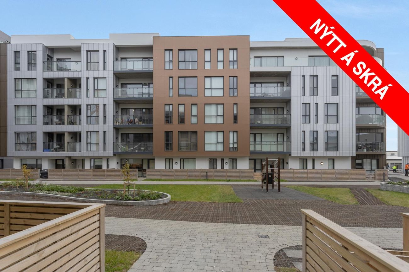 Grensásvegur 1D, 108 Reykjavík