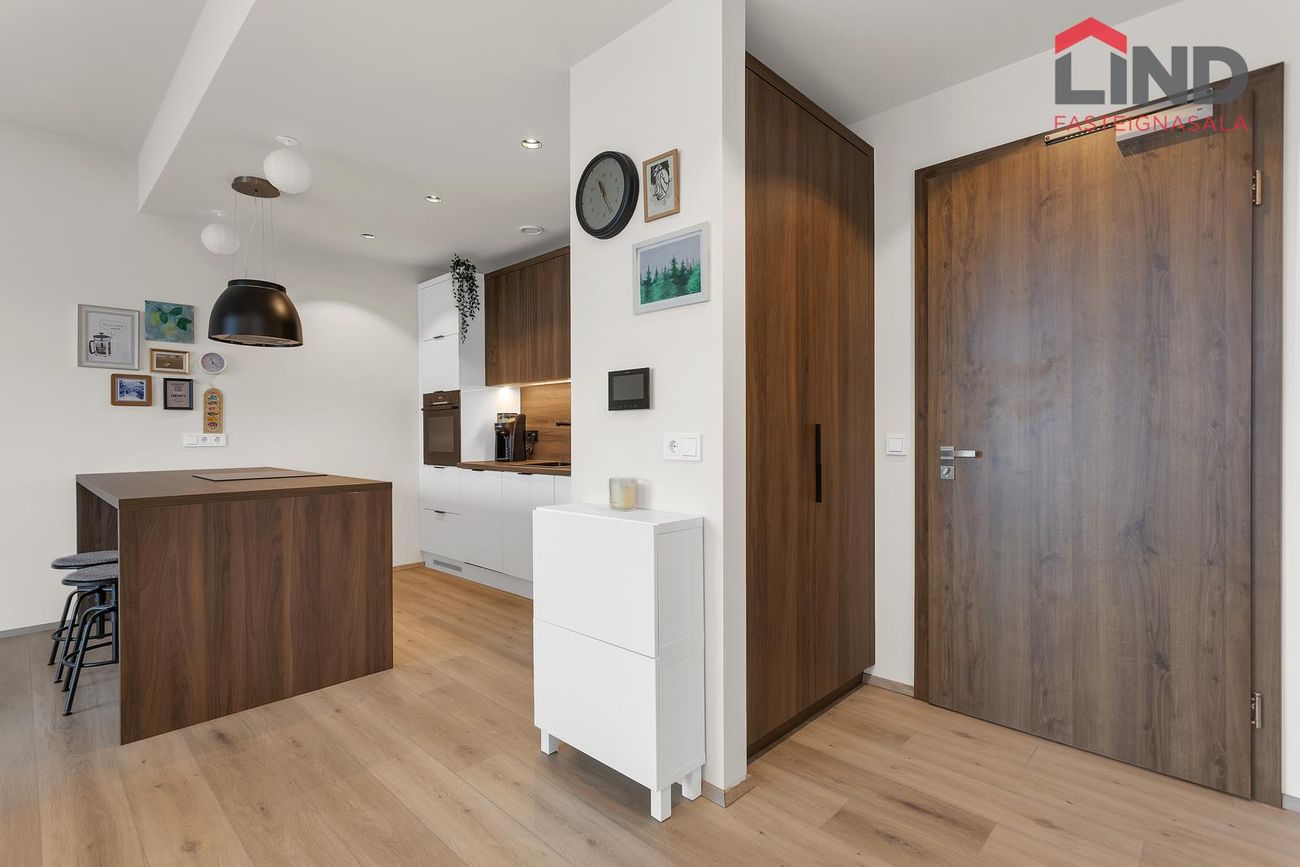 Grensásvegur 1D, 108 Reykjavík