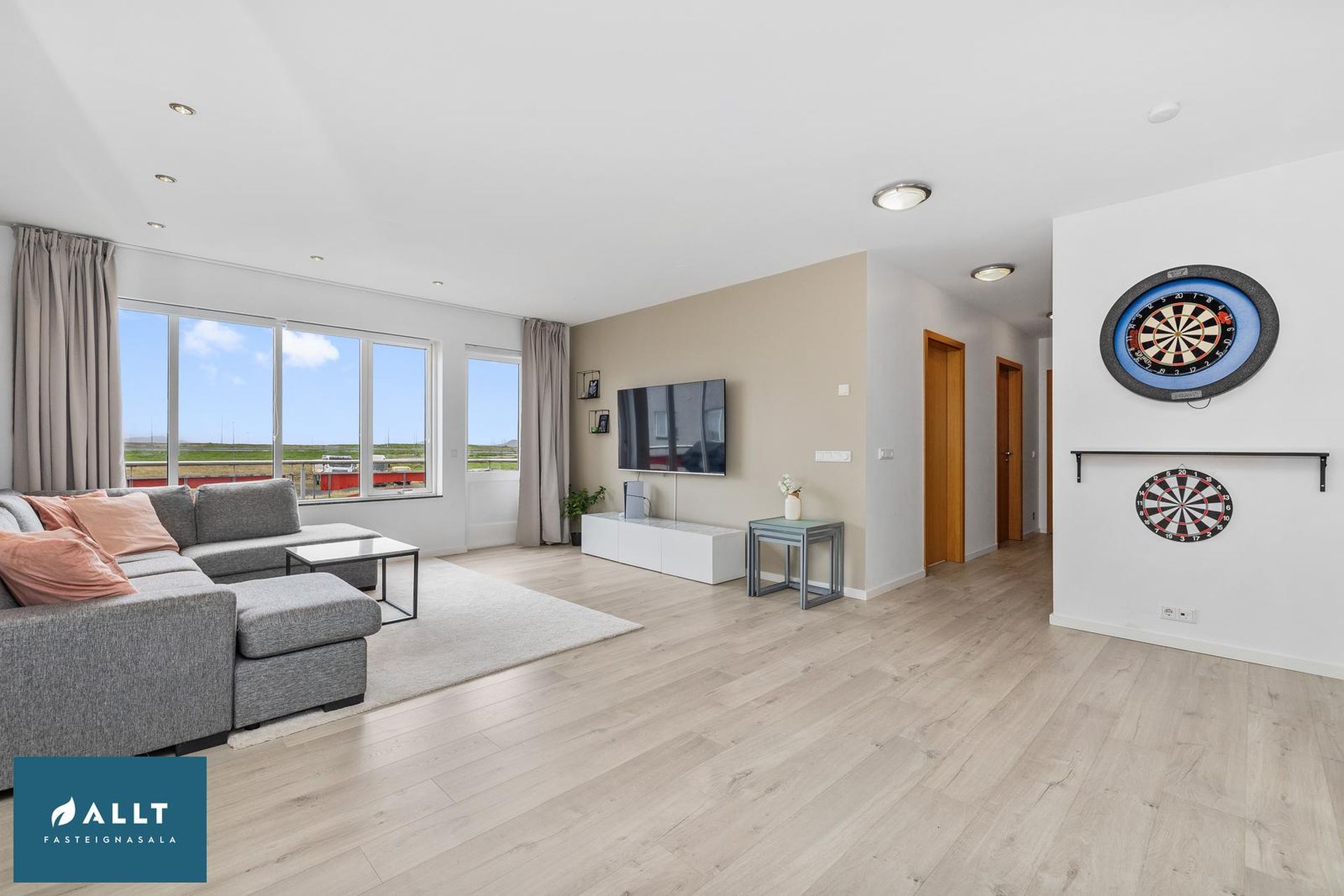 Tjarnabakki 10 - 0205, 260 Reykjanesbær