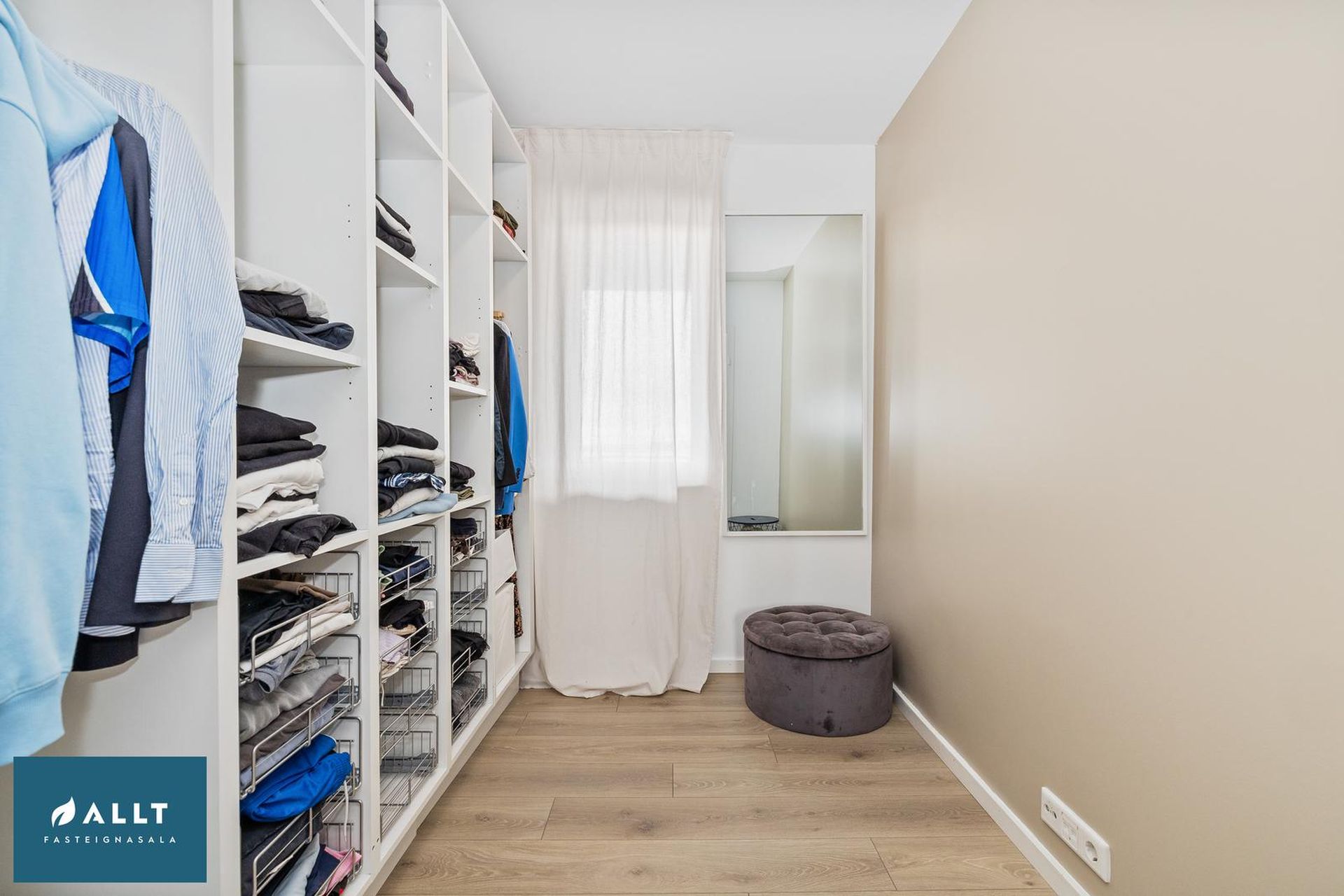 Tjarnabakki 10 - 0205, 260 Reykjanesbær