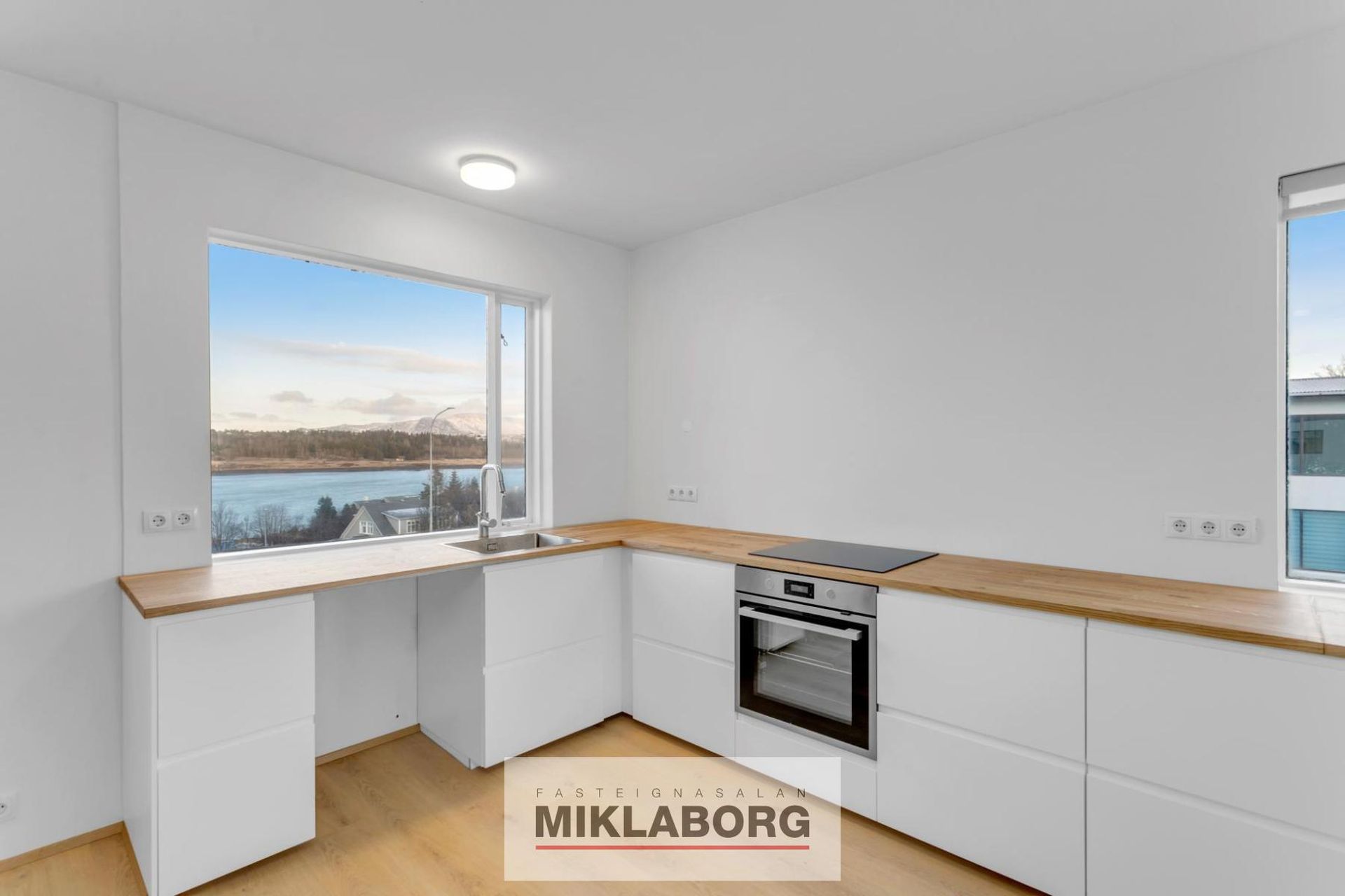 Kársnesbraut 53, 200 Kópavogur